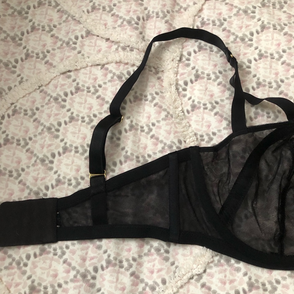 Victoria's Secret Black Sheer Bra size 34DD. Like new - Picture 6 of 6